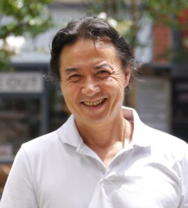 person5-271x300 スタッフ紹介